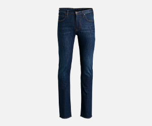 Additional offers from the brand Armani 190515_Denim_Angebote_300x250px.jpg