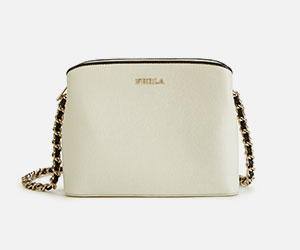 Weitere Angebote der Marke Furla 191220_Furla_Angebote_300x250px-1.jpg