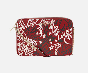 Additional offers from the brand Michael Kors 200120-miachael-kors-angebote-300x250px-5.jpg