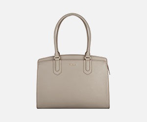 Additional offers from the brand Furla 190306_Furla_300x250px_03.jpg